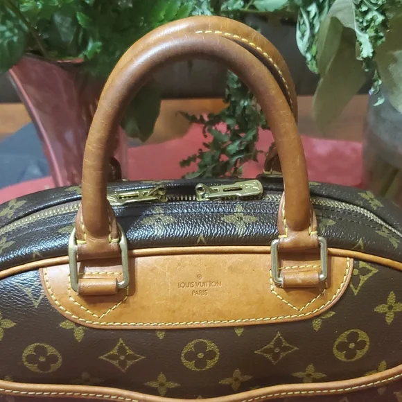 Louis Vuitton Trouville Monogram Satchel - Picture 6 of 12